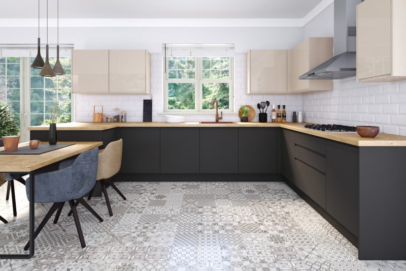 Smart, layered modern kitchen mixing cashmere supergloss and graphite supermatt Jayline doors